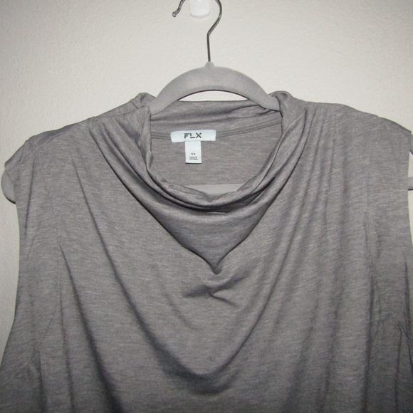 Plus Size FLX Mockneck Tank - Picture 3 of 5